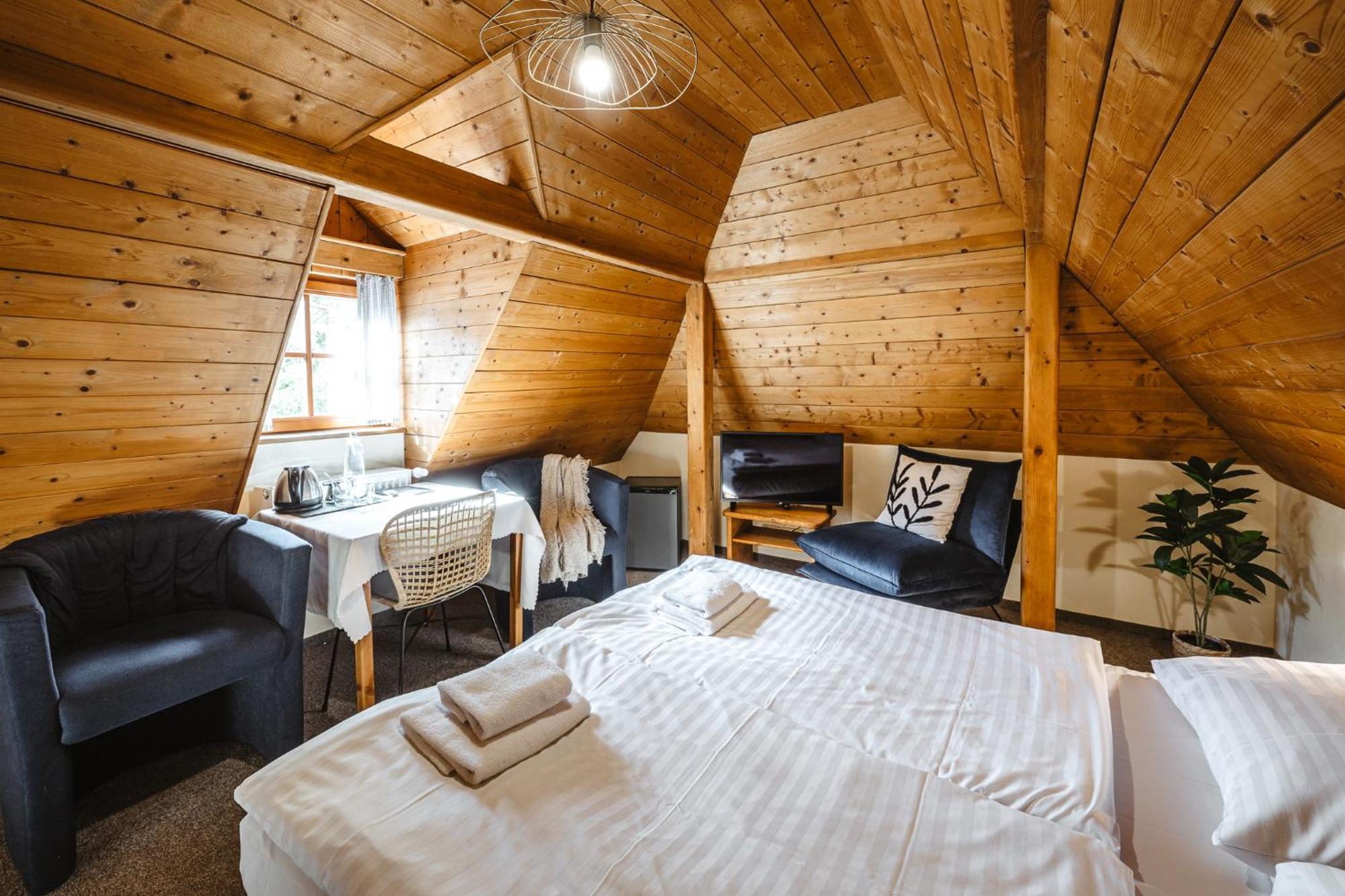 Frýdl Hotel 3*